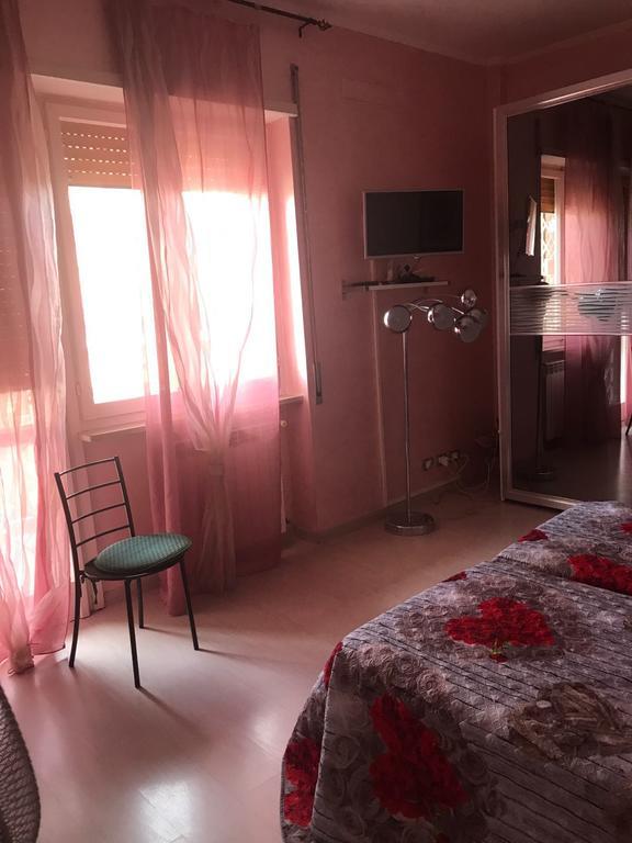 Affittacamere Serena Rome Buitenkant foto